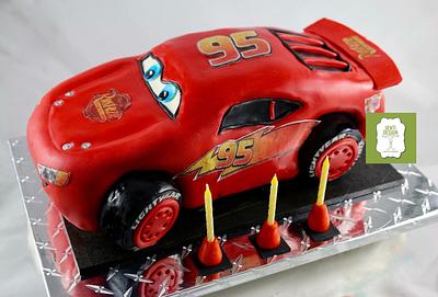 Lightning McQueen - Cake by Ventidesign Cakes