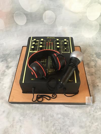 Technics audio mixer - Cake by ER Torten