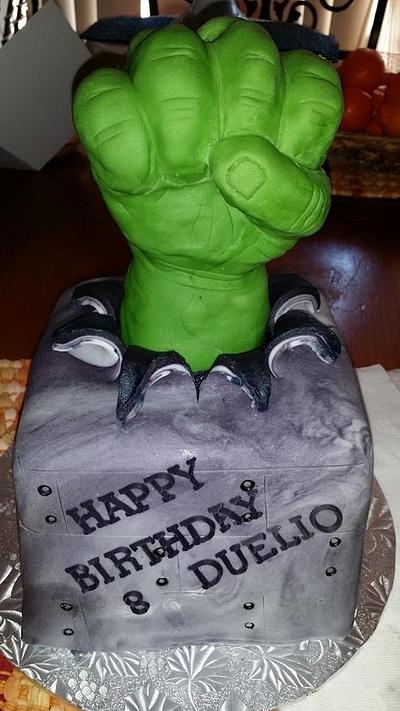 Hulk - Cake by Melissa