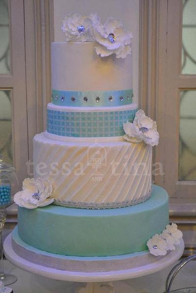 Cool and Minty wedding cake - Cake by tessatinacakes