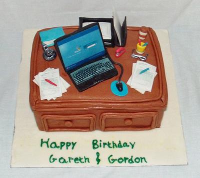 office table - Cake by Cake Wonderland