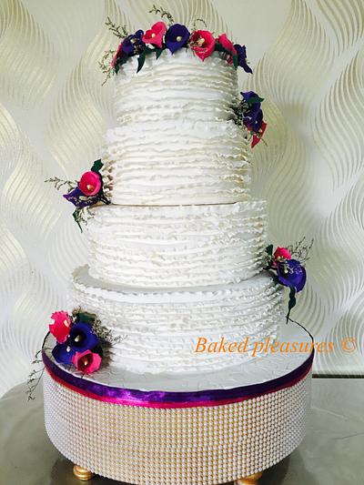 Wedding cake with ruffles - Cake by Bakedpleasures