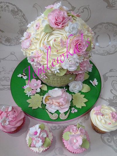 Christening giant cupcake flower fairy baby - Cake by Jemlewka's cupcakes 