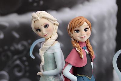 Topper for another Frozen Cake - Cake by Patrizia Laureti LUXURY CAKE DESIGN