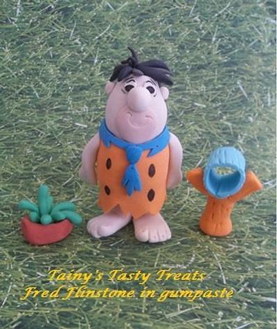 Fred Flintstone in gumpaste - Cake by tayni
