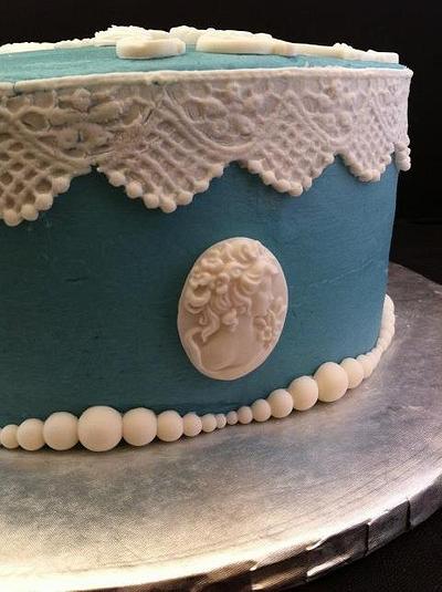 Blue and White Cameo Mother's day cake - Cake by memphiscopswife