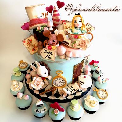 Alice in Wonderland - Cake by glazeddesserts