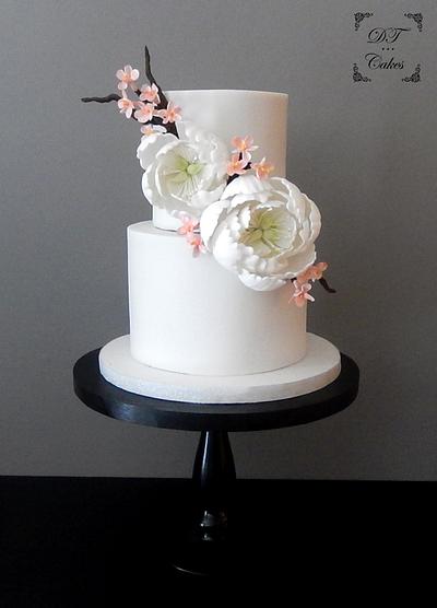 Engagement Cake - Cake by Djamila Tahar (DT Cakes)