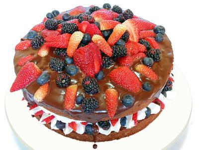 Naked Cake de frutas vermelhas - Cake by Atelier Sugar Gourmet - by Pati Rojas