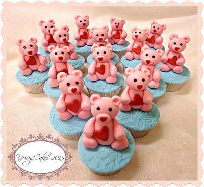 Pinky Teddy Bear Cupcakes - Cake by Yusy Sriwindawati