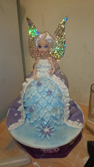 periwinkle cake (Disney fairies) - Cake by Stace's Bakes