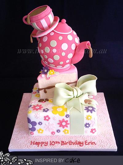 Mad Hatter Tea Party - Cake by Inspired by Cake - Vanessa