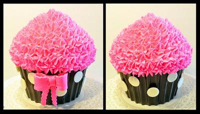 1st Birthday Cupcake - Cake by Wendy