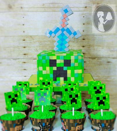Creeper gets IT!!!! - Cake by Not Your Ordinary Cakes