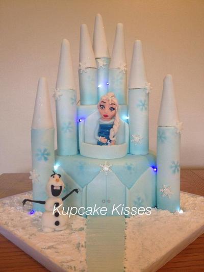 Frozen - Cake by Lauren