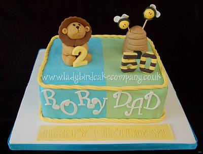 Half and half cake for joint birthday - Cake by ladybirdcakecompany