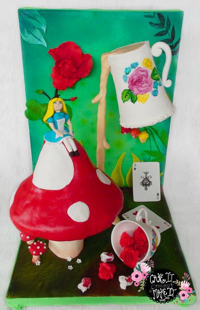 Alice's Little Wonderland - Cake by Josie Durney