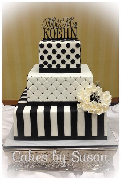 Black and white wedding cake - Cake by Skmaestas