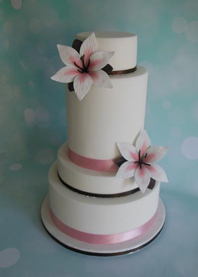 Beautiful Elegant Wedding Cake  - Cake by SweetDeluxe77
