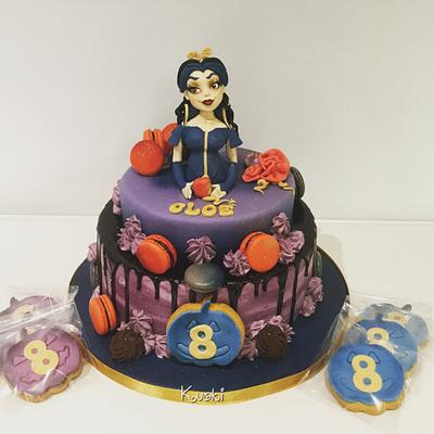 Descendant Dripcake  - Cake by Donatella Bussacchetti