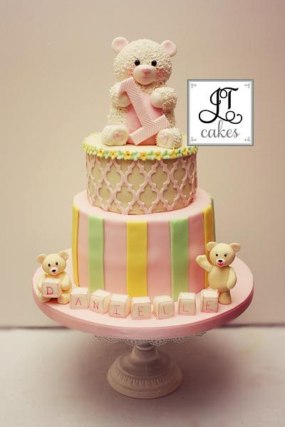 Teddie Cake - Cake by JT Cakes