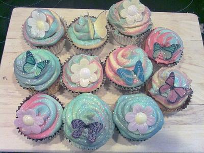 Pretty cupcakes - Cake by Jenna