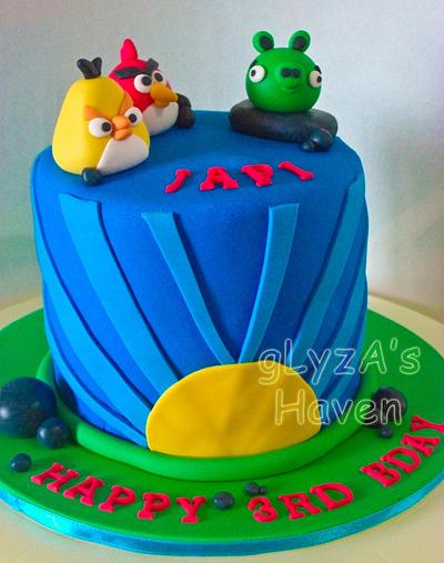 Angry Birds Cake - Cake by Glyza Reyes