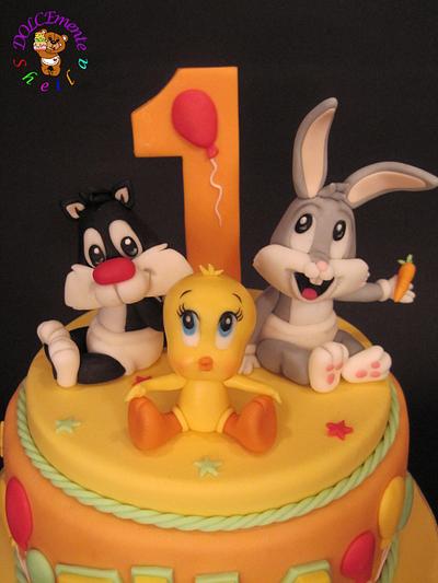 Baby Looney Tunes - Cake by Sheila Laura Gallo
