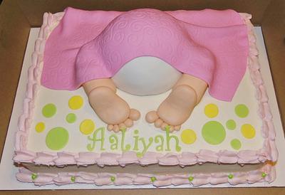 Baby Bottom Baby Shower Cake - Cake by DaniellesSweetSide