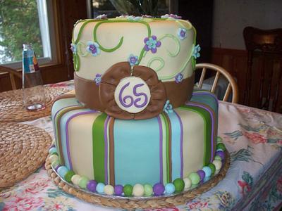 Susan's 65th - Cake by mallorymaid