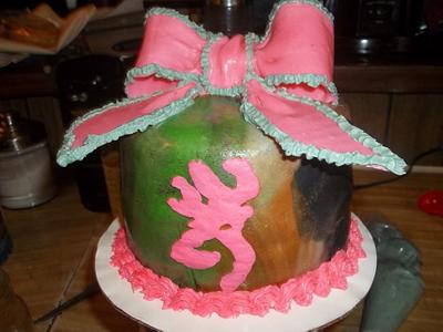 Camo PINK BOW - Cake by Cindy White