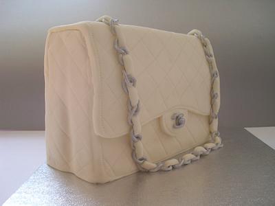 Chanel handbag - Cake by AMAE - The Cake Boutique