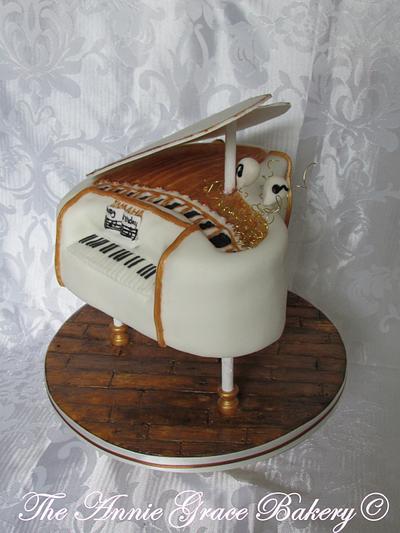 Pia-Pia-Piano! Golden Grand Piano 18th Birthday cake. - Cake by The Annie Grace Bakery