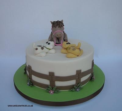 Animal Lovers Cake - Cake by welcometreats