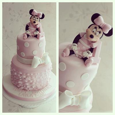 Minie mouse  - Cake by Victoria's Cakes
