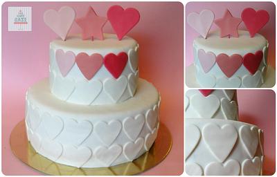 Heart themed cake - Cake by CakeCakeCake