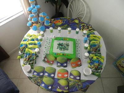 My grandson's 4th birthday, he loves Ninja Turtle - Cake by maribel