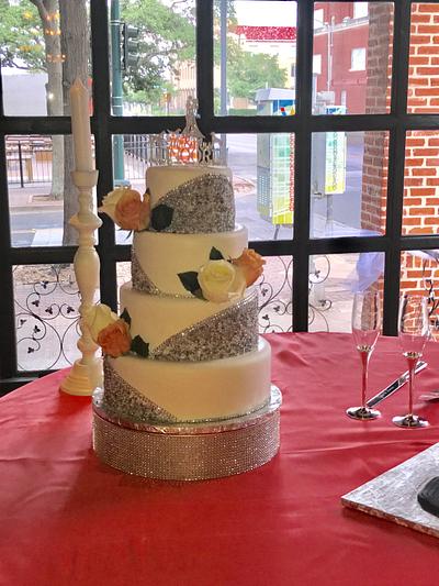 Bling wedding cake - Cake by Cake Waco