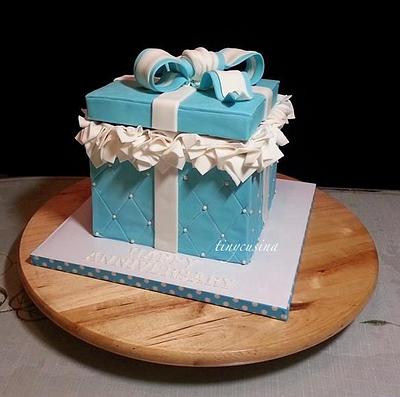 Tiffany Gift Box - Cake by Tinycusina