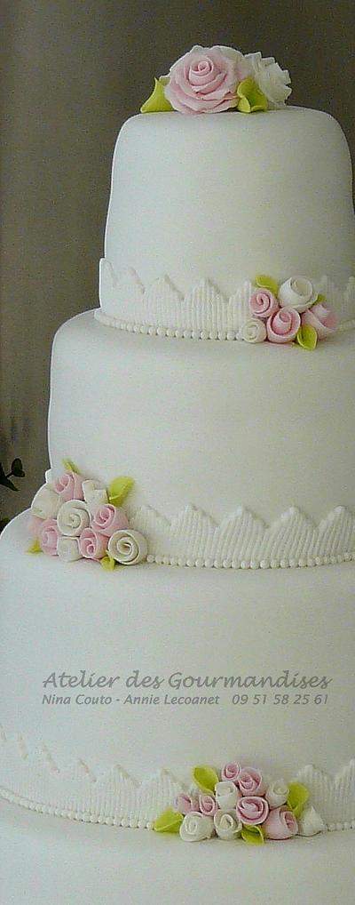 wedding cake - Cake by Nina Couto