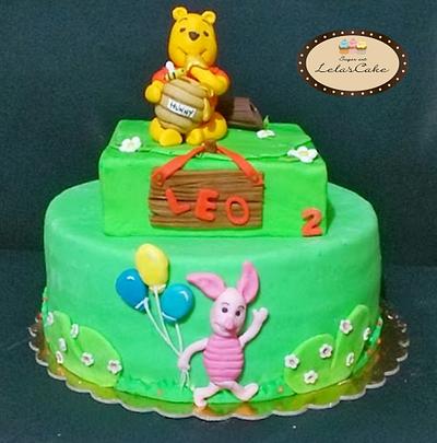 winnie the pooh  - Cake by Daniela Morganti (Lela's Cake)