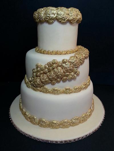 Gold Wedding Cake - Cake by Rosi 