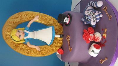 Through the looking glass - Cake by Novel-T Cakes