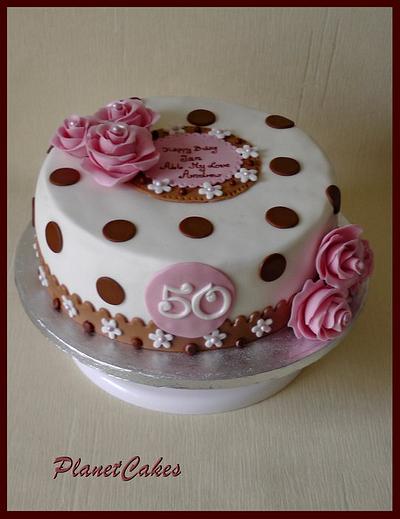Pink & Beige - Cake by Planet Cakes