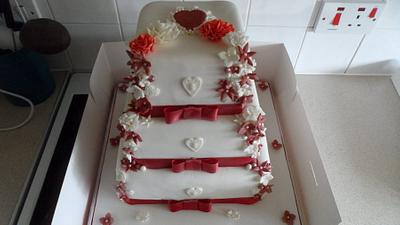 FLOWERY RED WEDDING CAKE - Cake by Tinascupcakes