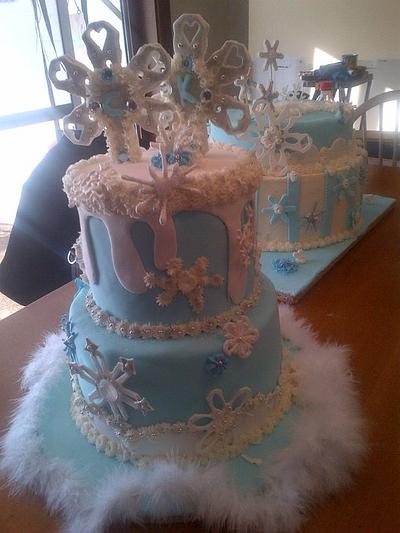 Winter Wonderland Cakes  - Cake by TraciBlackwell