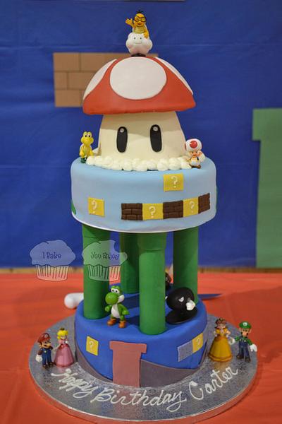 Super Mario Bros - Cake by Susan