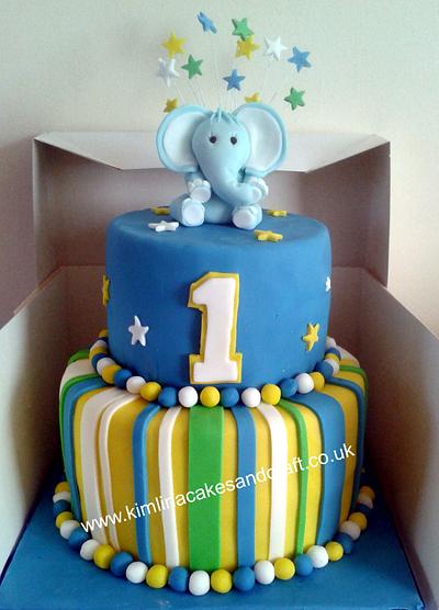 Elephant cake - Cake by kimlinacakesandcraft