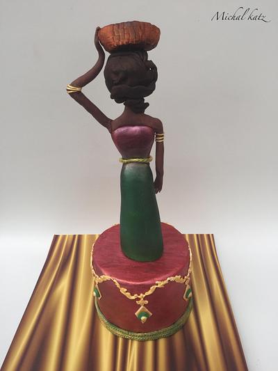 an african woman - back - Cake by michal katz