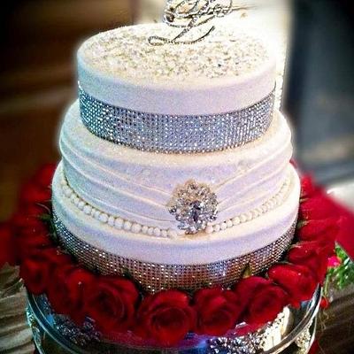 Lozano Wedding Cake - Cake by CakesByPremierEvents